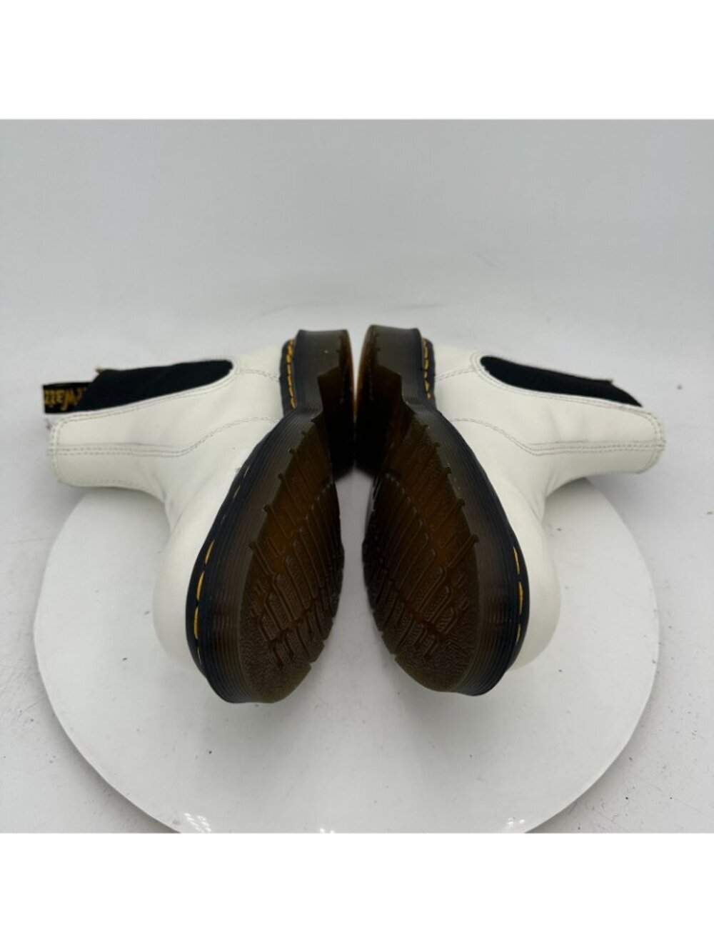 Dr. Martens 2976 YS Women Size 6 White Leather Chelsea Boot - Picture 7 of 11